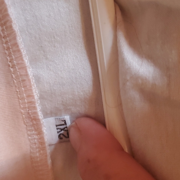 Ombre tshirt - Picture 2 of 2